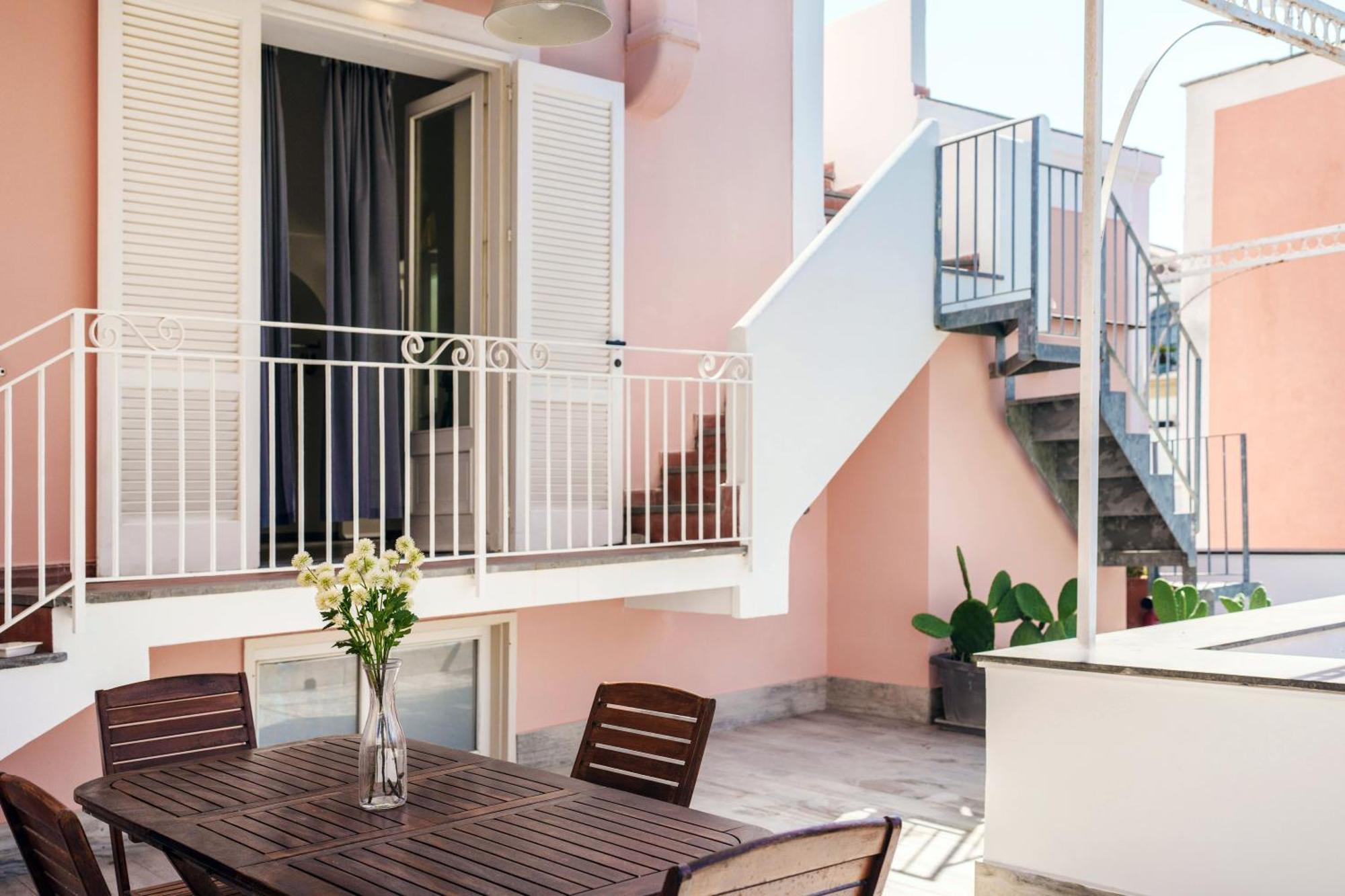 Gioia 13 Rooms & Apartments Procida Ngoại thất bức ảnh